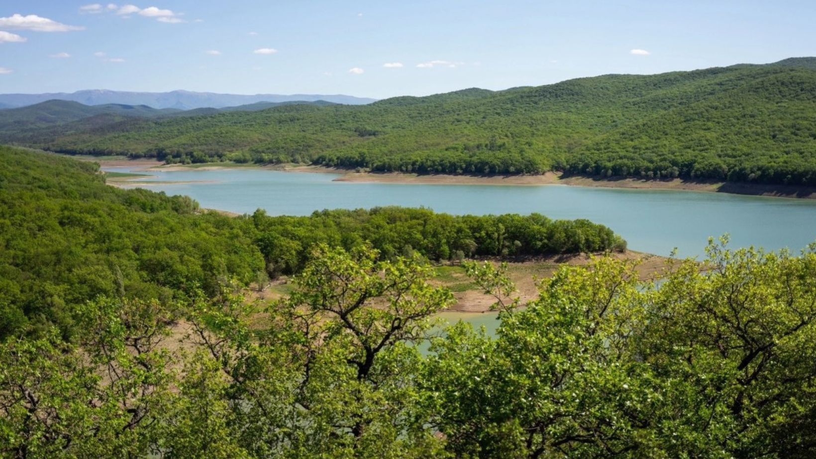 На фото: партизанське водосховище в окупованому криму
